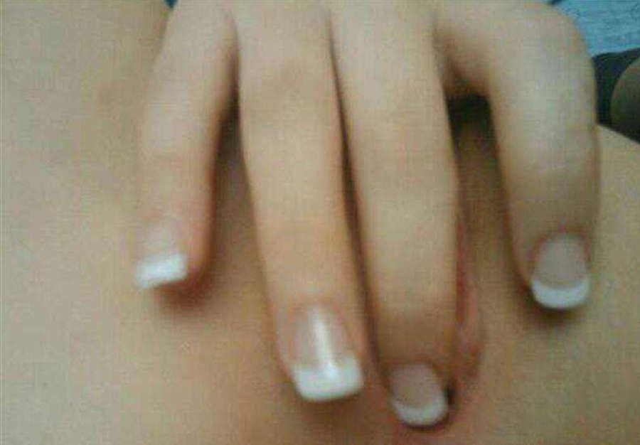 Bilder von Babes, die ihre Fotzen mit dem Finger ficken
 #75782109