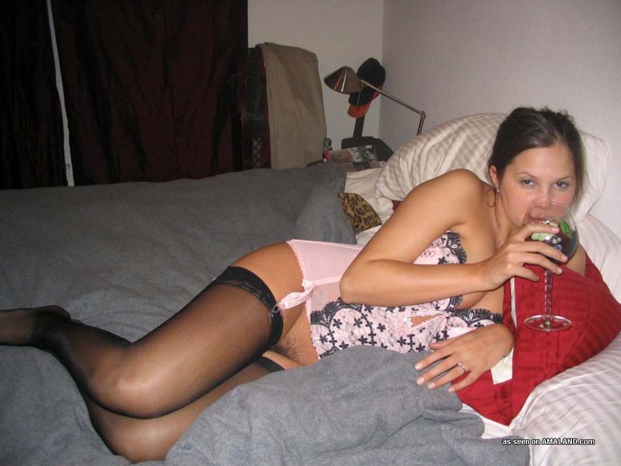 Fotos einer frechen Ehefrau in ihren sexy Dessous
 #75456849