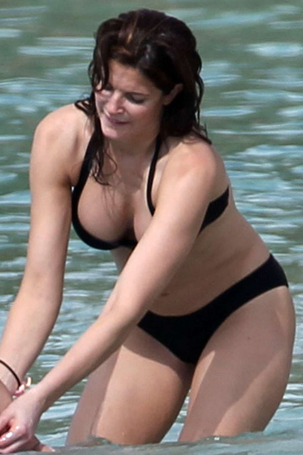 Stephanie Seymour showing her sexy body and hot ass in bikini #75356123