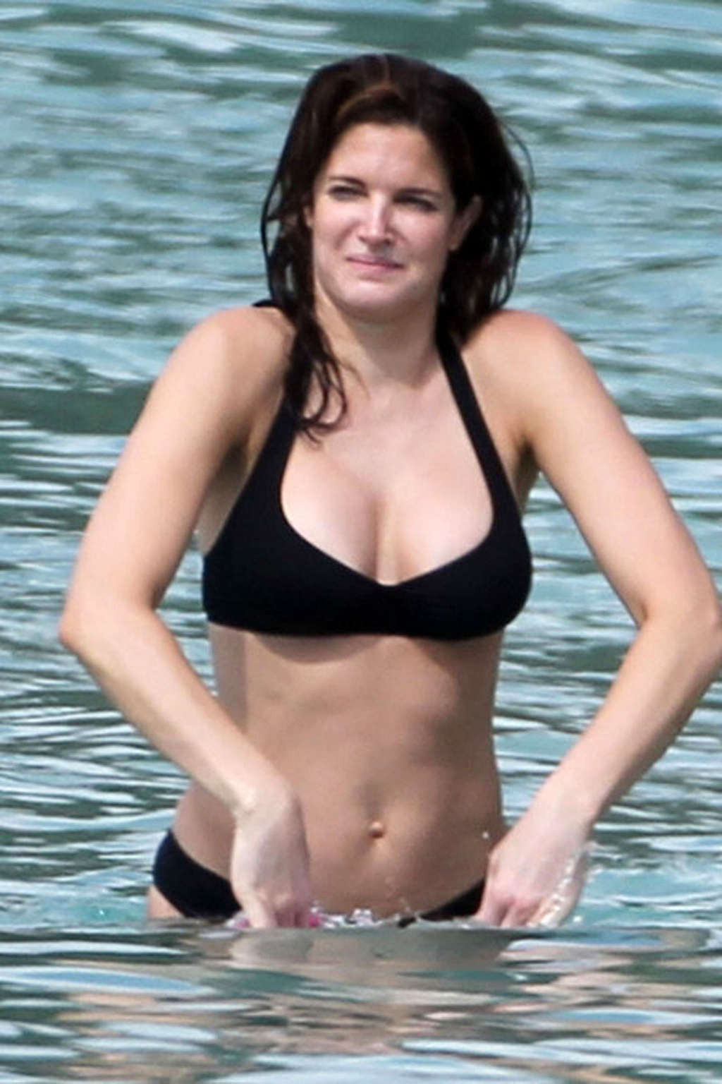 Stephanie Seymour showing her sexy body and hot ass in bikini #75356187