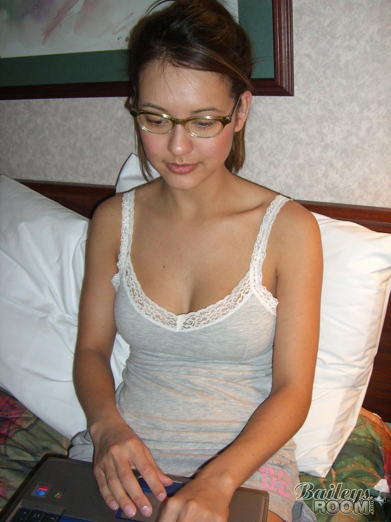 Real amateur teen girl with glasses #77185770