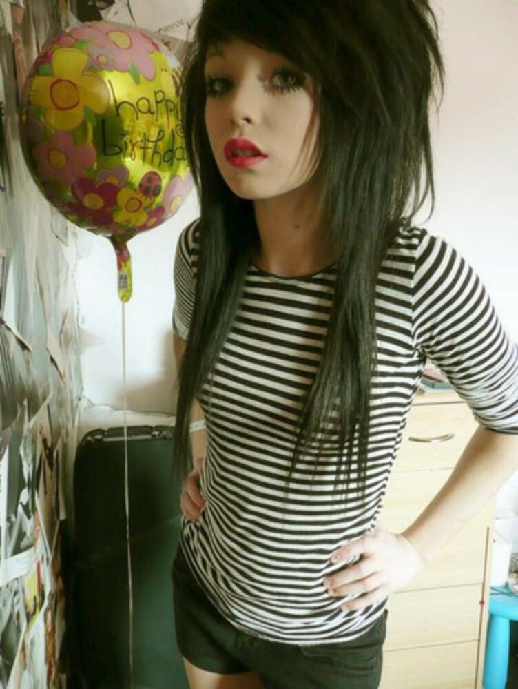 Emo gfs posing and selfshot gallery 9 #68002455