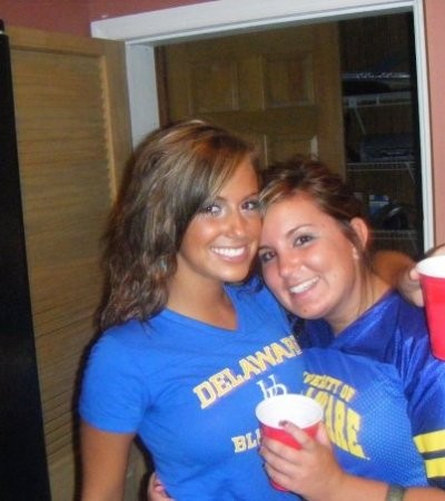 Novias sexy traviesas burlándose
 #77127511