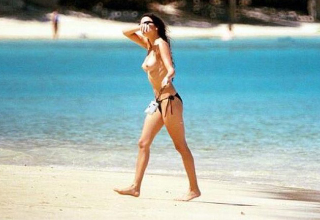 Penelope Cruz paparazzi nude boobs and nipple slip #75420416