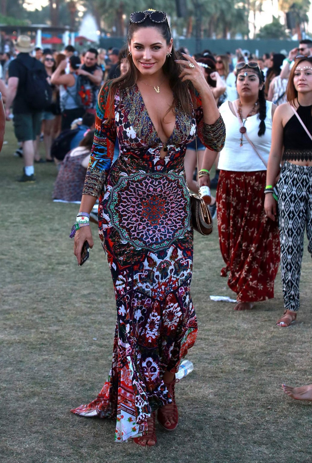 Kelly Brook braless flaunting her melons at Coachella Festival in Indio #75166606