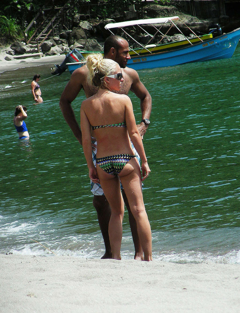 Kendra Wilkinson showing her amazing sexy body and hot ass in bikini #75359644
