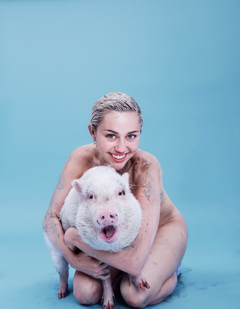 Miley Cyrus showing off her bare boobs and pussy #75149975