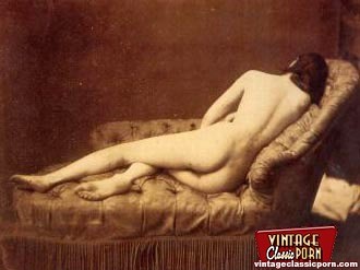Mujeres clásicas peludas y vintage fotos de los viejos tiempos
 #78465542
