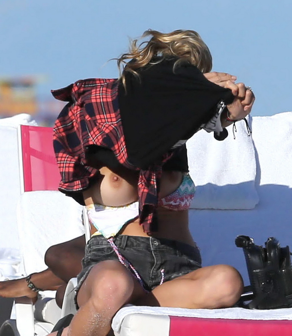 Martha Graeff caught topless at the beach in Miami