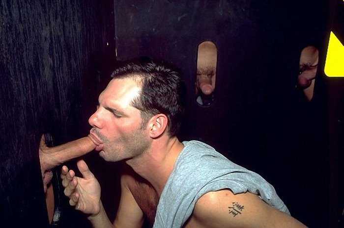 Crazy muscle enjoy glory hole sucking in a dark chillout room #76927095
