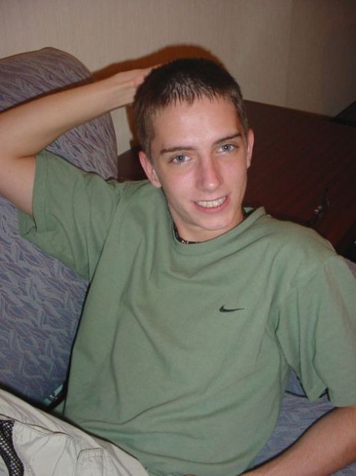 Tierna estudiante travesuras eróticas en su casa
 #76996467