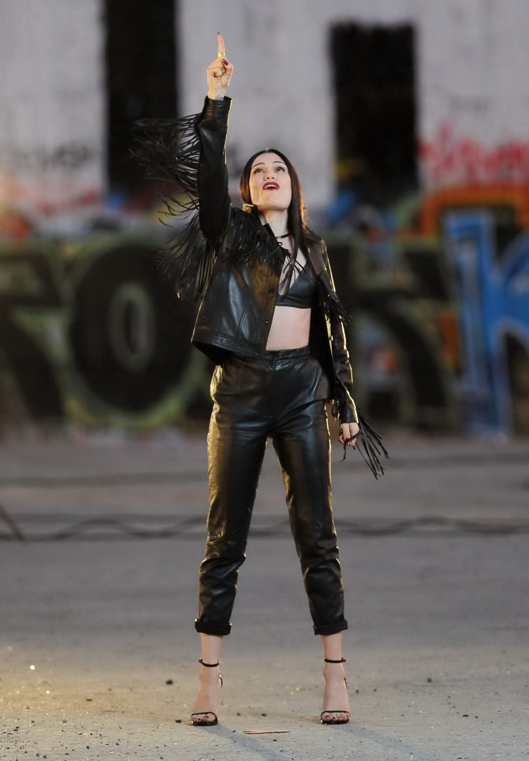 Jessie J showing boobs in tiny black leather bra on the set of her new music vid #75180872