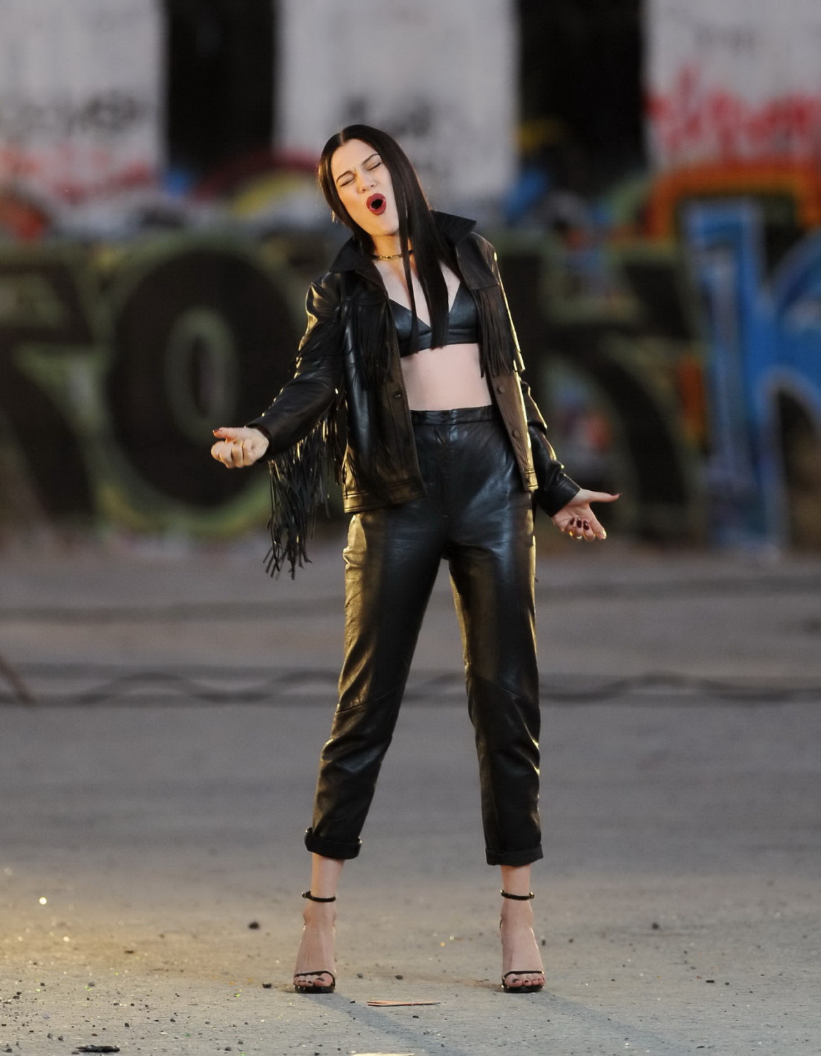 Jessie J showing boobs in tiny black leather bra on the set of her new music vid #75180880
