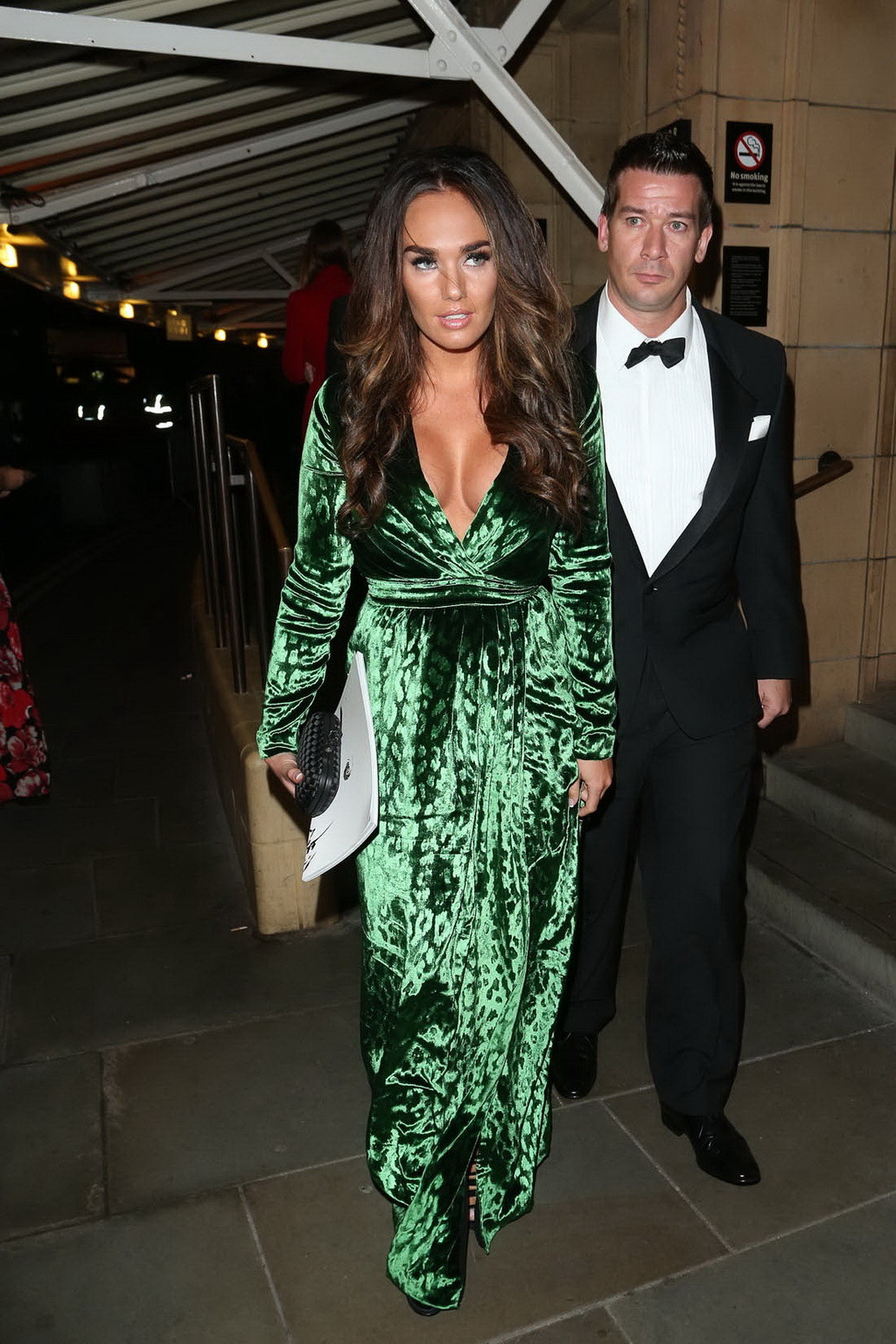 Tamara Ecclestone showing huge cleavage in a low cut green dress at the Skyfall  #75249925