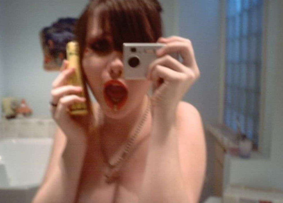 Fotos de jill tetona selfshooting
 #75717377