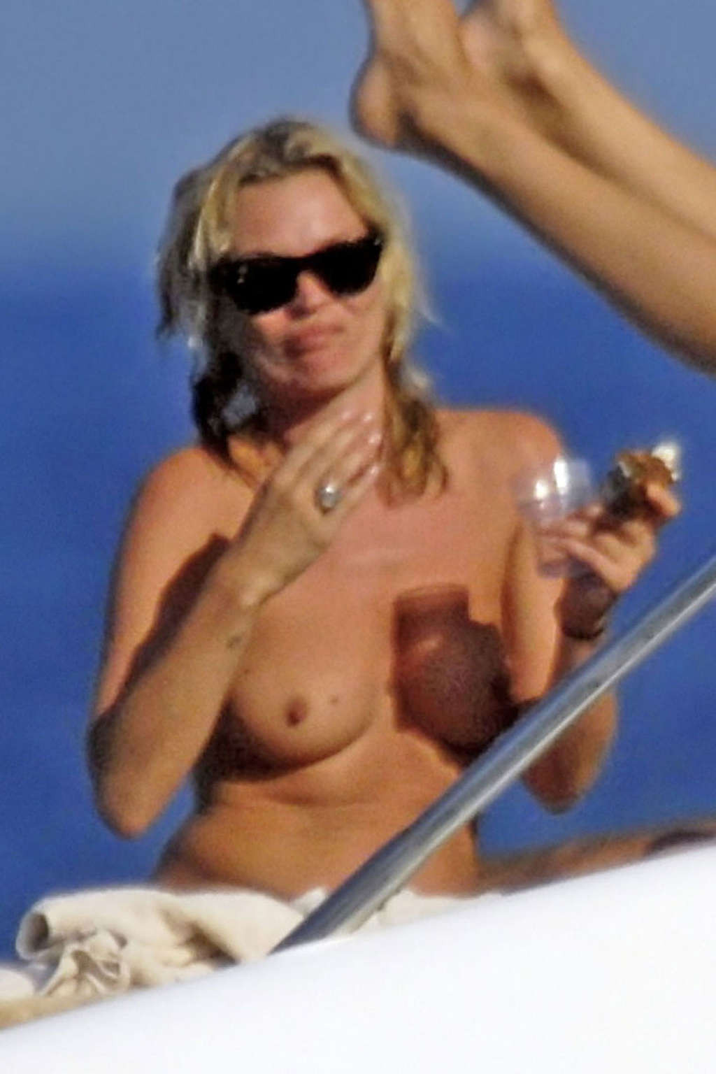Kate Moss showing her nice small tits and pussy in nude photoshoot on beach #75355642