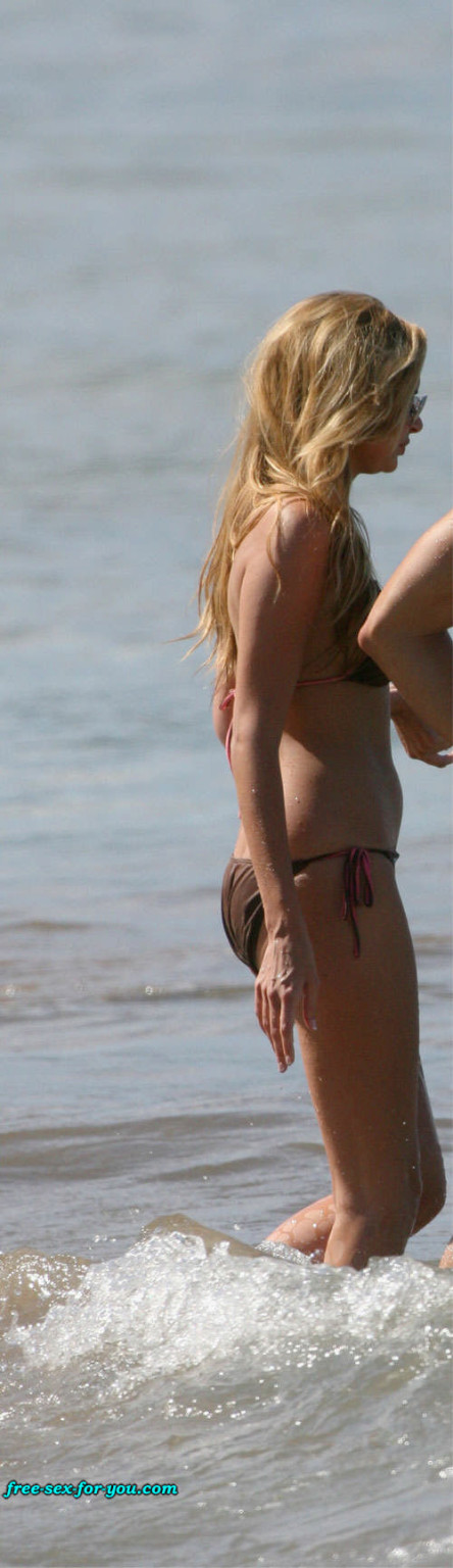 Nadine Coyle upskirt and bikini posing on beach paparazzi pix #75433544