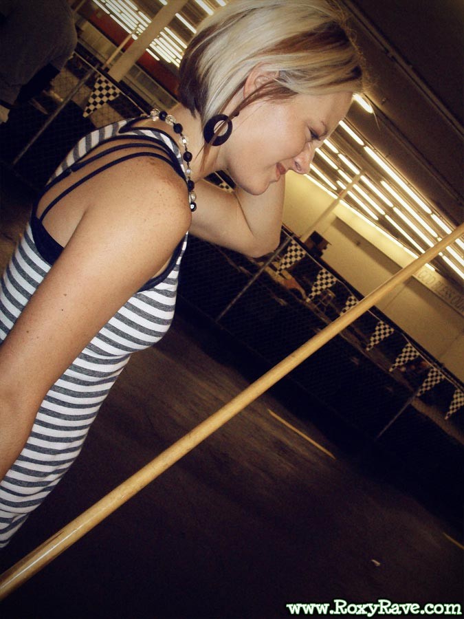 Amateur teen girl shooting pool #78910820