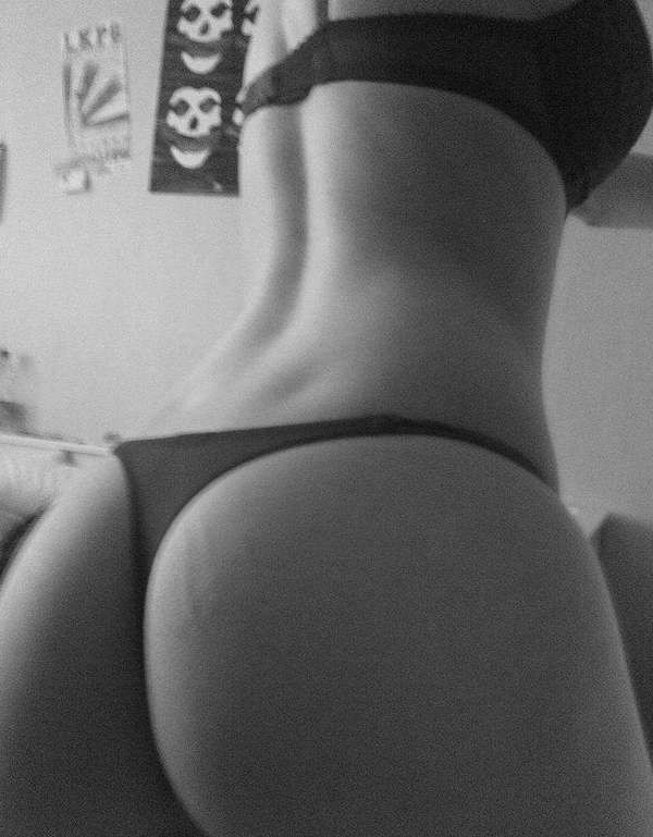 Hot compilation of a naked emo chick's sexy selfpics #67334087