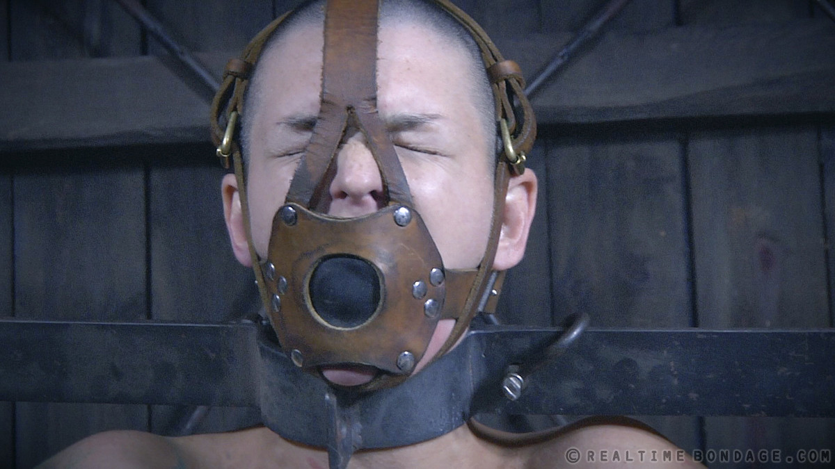 Die Feuersoße ist nicht nur für ihr Gesicht. So wie es sich auf ihrer Muschi anfühlt, würde sie 
 #71893880