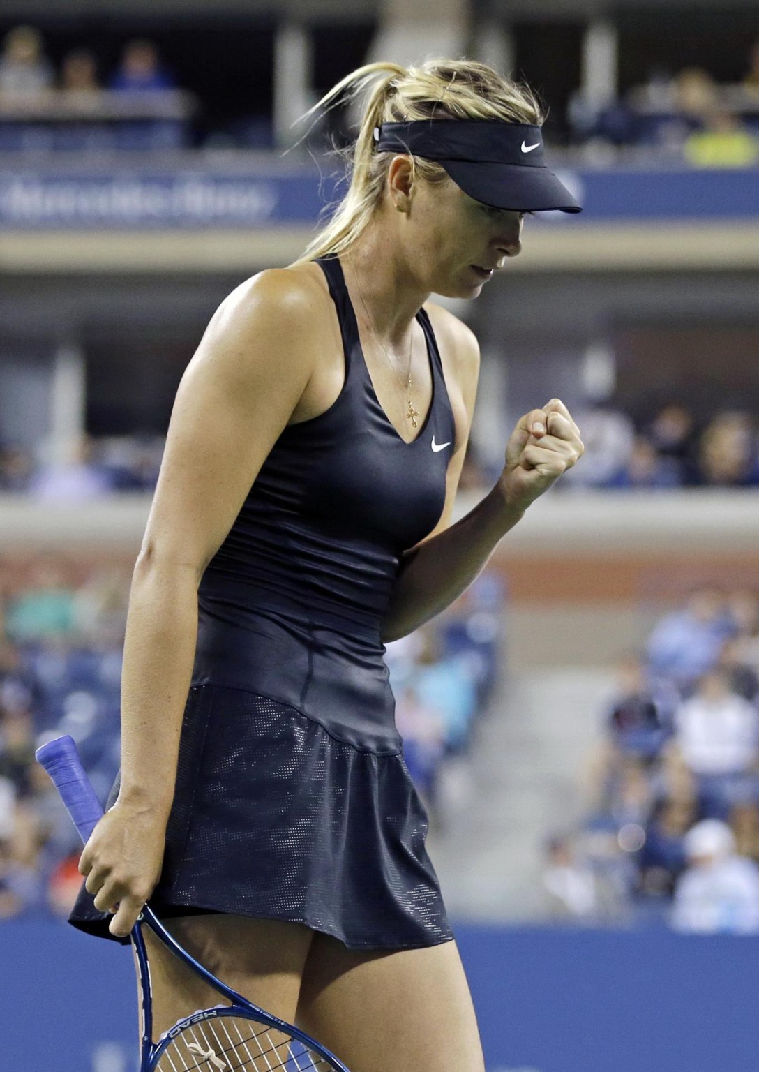 マリア・シャラポワ、ニューヨークで開催された全米オープンでアップスカートを披露
 #75186967