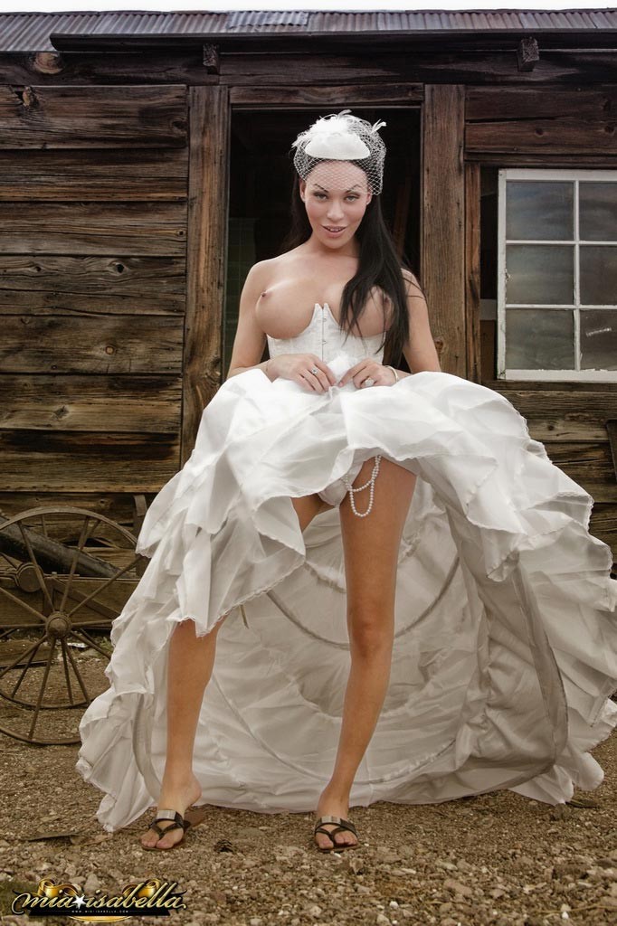 TS Mia Isabella posing as a sexy bride #79212598