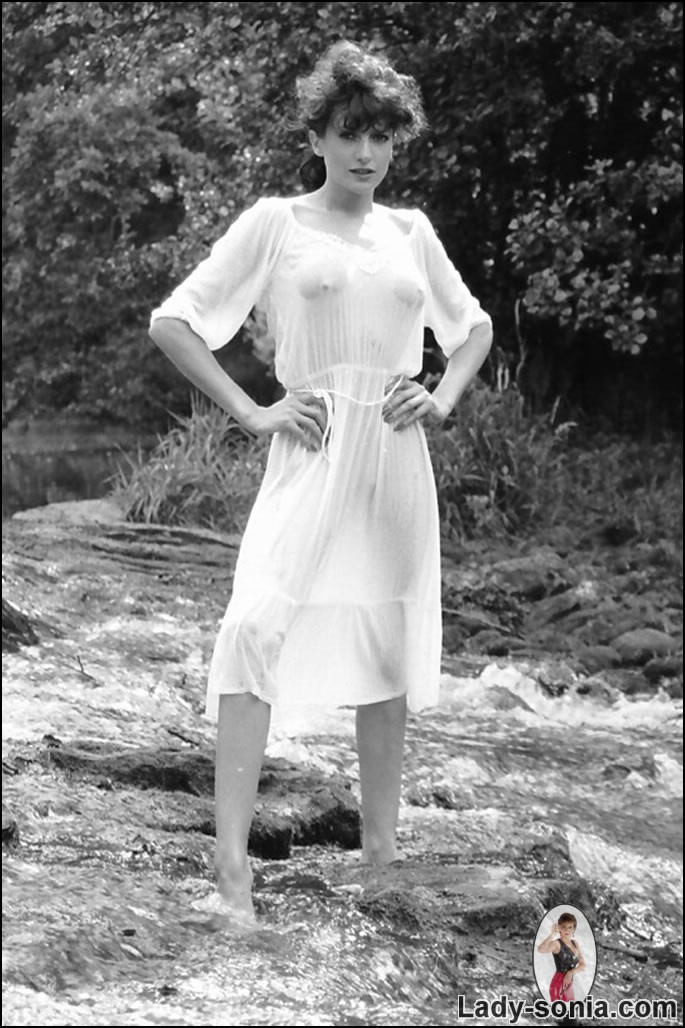 Classic vintage long legs nude milf lady sonia in her late teens #74711965
