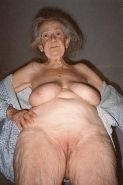 very Old Amateur Granny With Big Saggy Tits