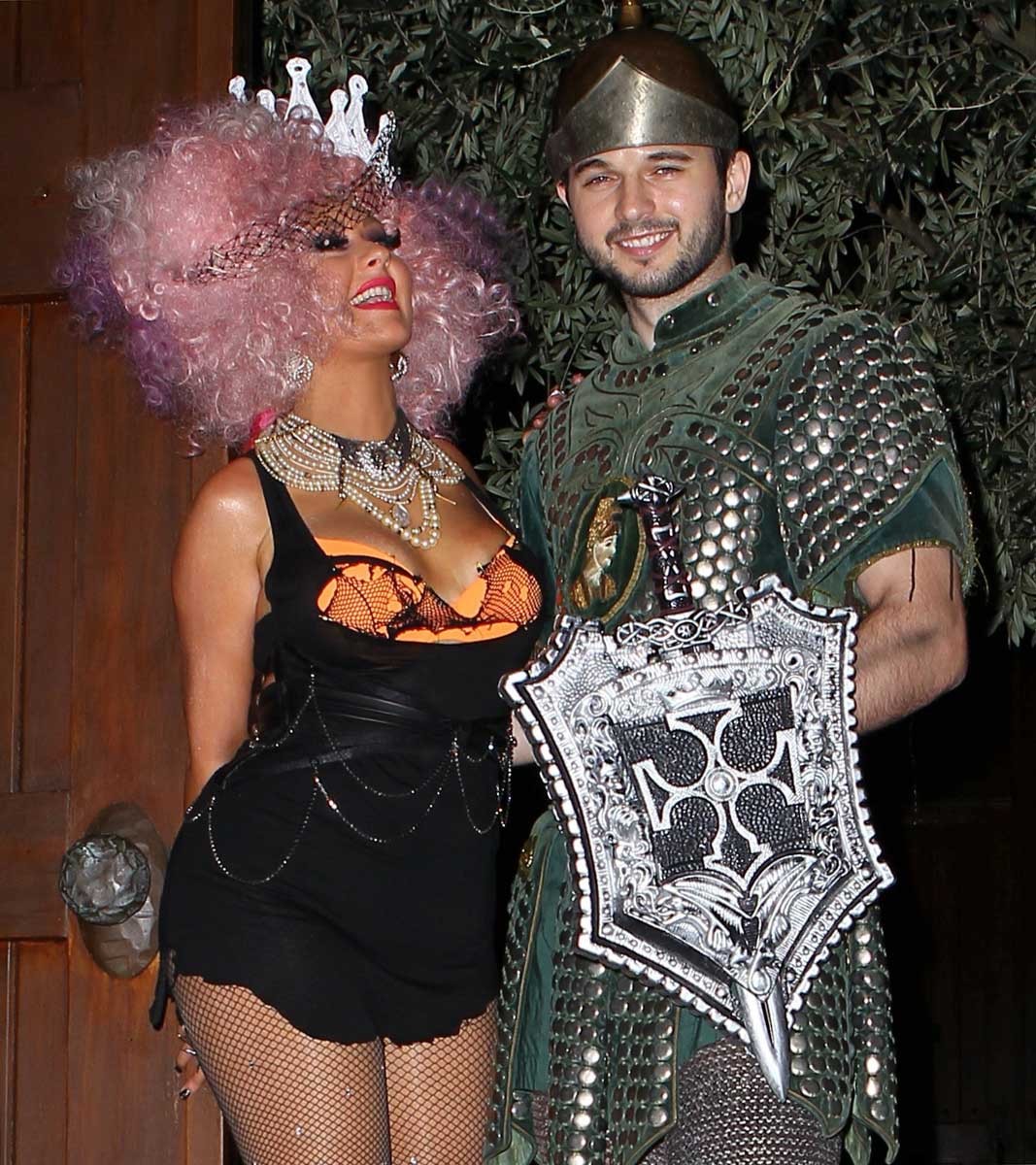 Christina aguilera fiesta de halloween en su casa
 #75249639