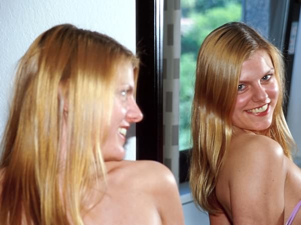 Lila Dessous necken Teenager
 #74062183