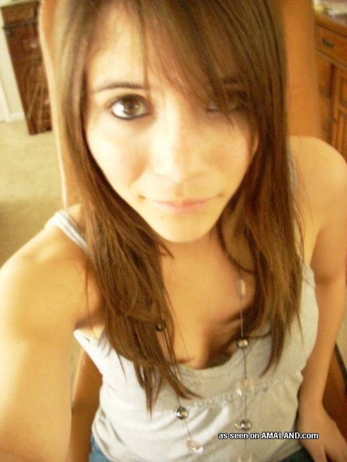 Sizzling hot amateur teen brunette hottie's sexy selfpics #67270382