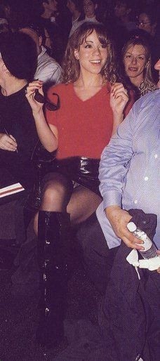 Mariah carey en transparente et jupe haute, photos de castor
 #75419086
