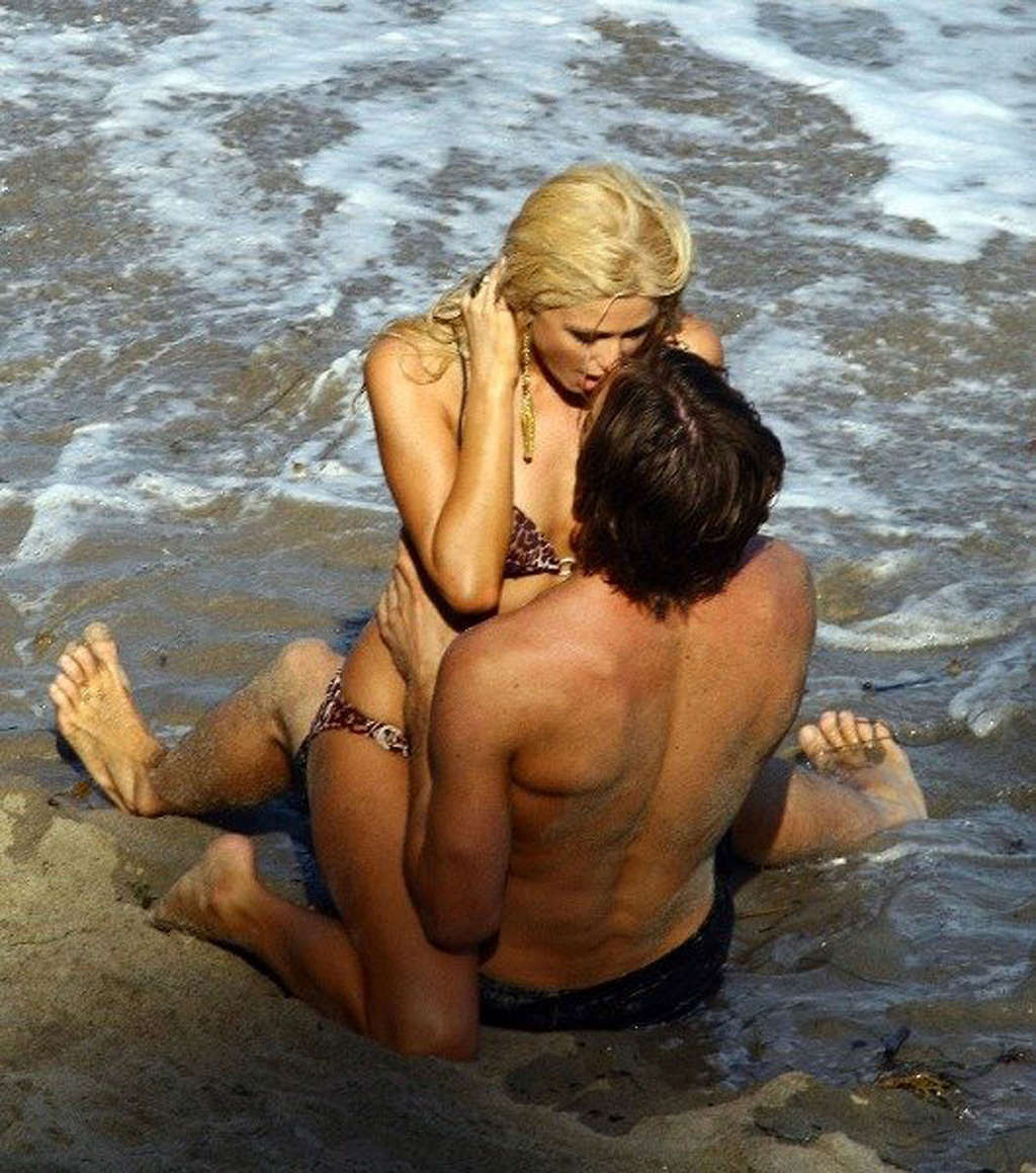 Paris Hilton looking very sexy and geting fuck with some boy on beach #75328707