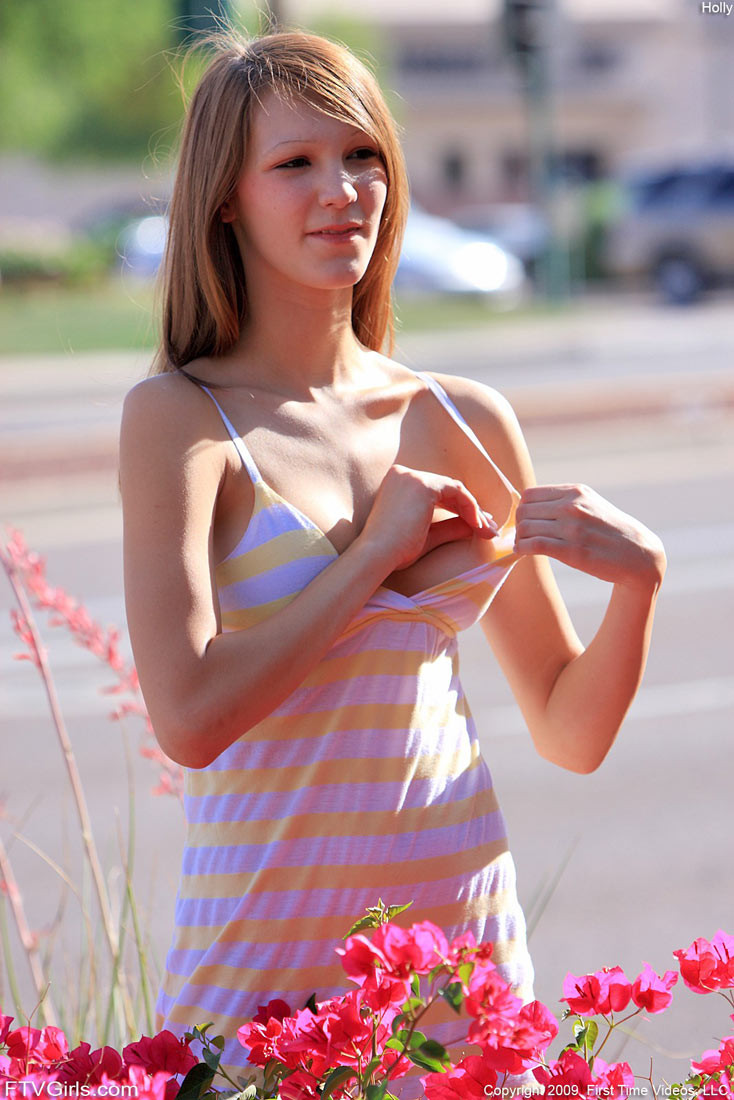Hot young barely legal teen babe flashes in public #72742919