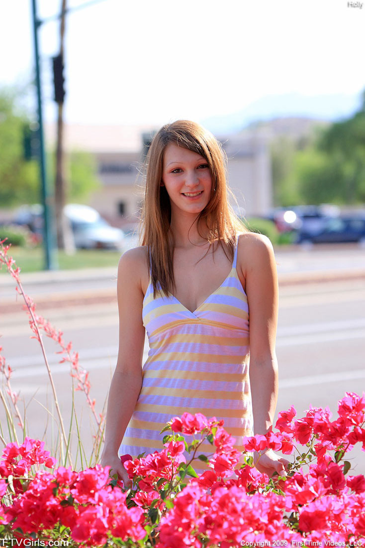 Hot young barely legal teen babe flashes in public #72742929