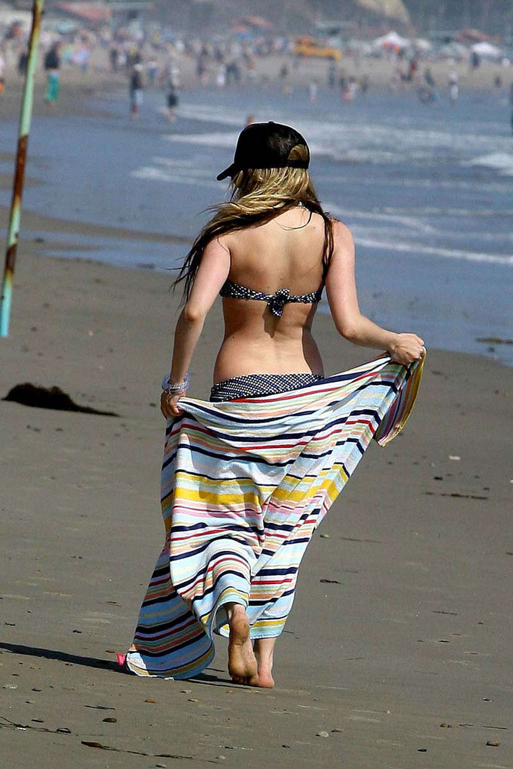 Avril Lavigne showing her sexy body and hot ass in bikini on beach #75355956