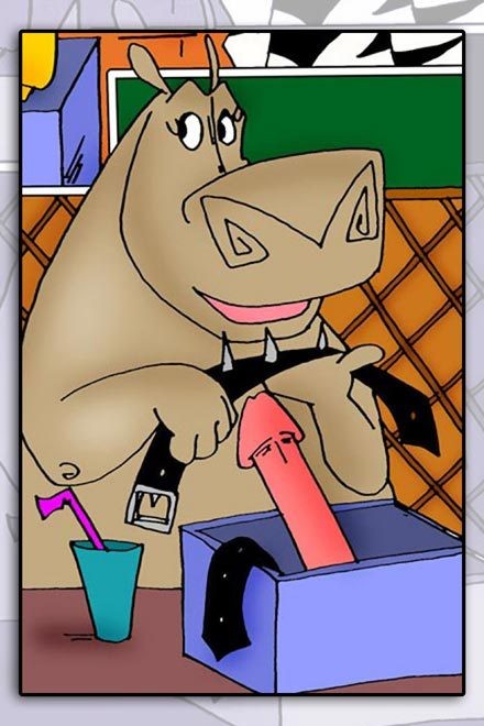 淫乱グロリアがアレックスを欲しがってピストン運動をする
 #69675970