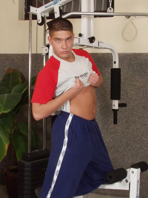 Peter pumps up at the gym #76900251