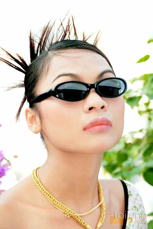 Glamour Thai model Tailynn shows off her spikey hair #69966118