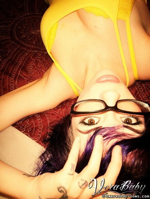 Tasty webcam girl VeraBaby posing #72645519