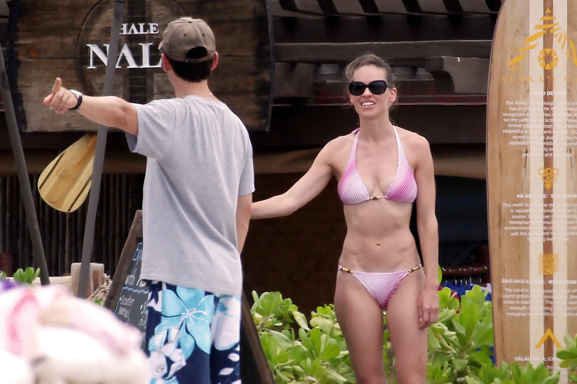 Hilary Swank Looks Very Sexy Wearing Bikini In Hawaii