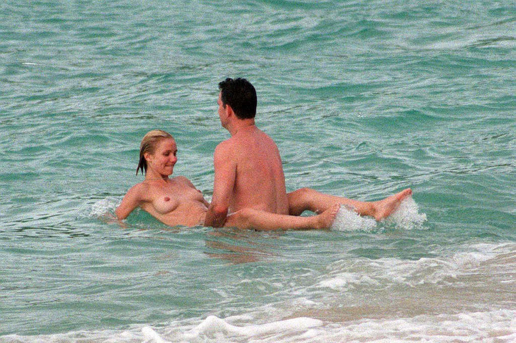 Cameron Diaz exposing her nice tits on beach and ass in green thong paparazzi pi #75367965