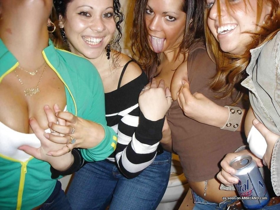 Homemade drunk amateur teen college girls flashing #68315627