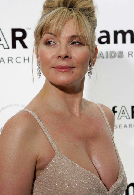 Berühmtheit kim cattrall nackt brüste und arsch in sex-szenen caps
 #75405072