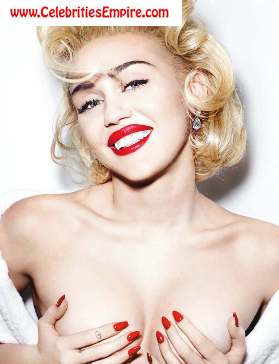 Miley Cyrus  spreads her legs and show nude tits #70890455
