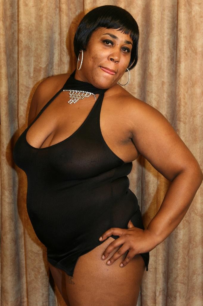 Horny ebony BBW Sasha showing off her huge belly while humping on top of a big b #73381806