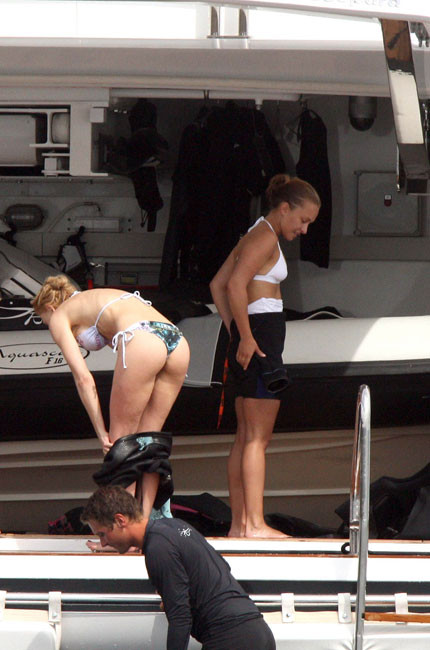 Hayden panettiere surprise en bikini sur un yacht #75380206