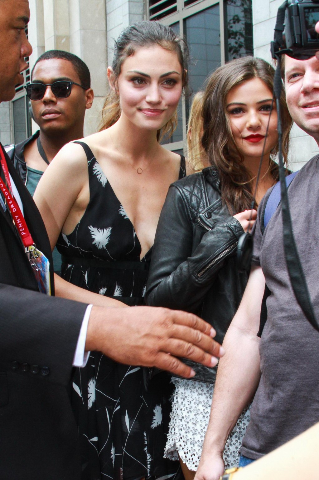 Phoebe Tonkin braless downblouse while loosing balance at Comic Con in San Diego #75189431