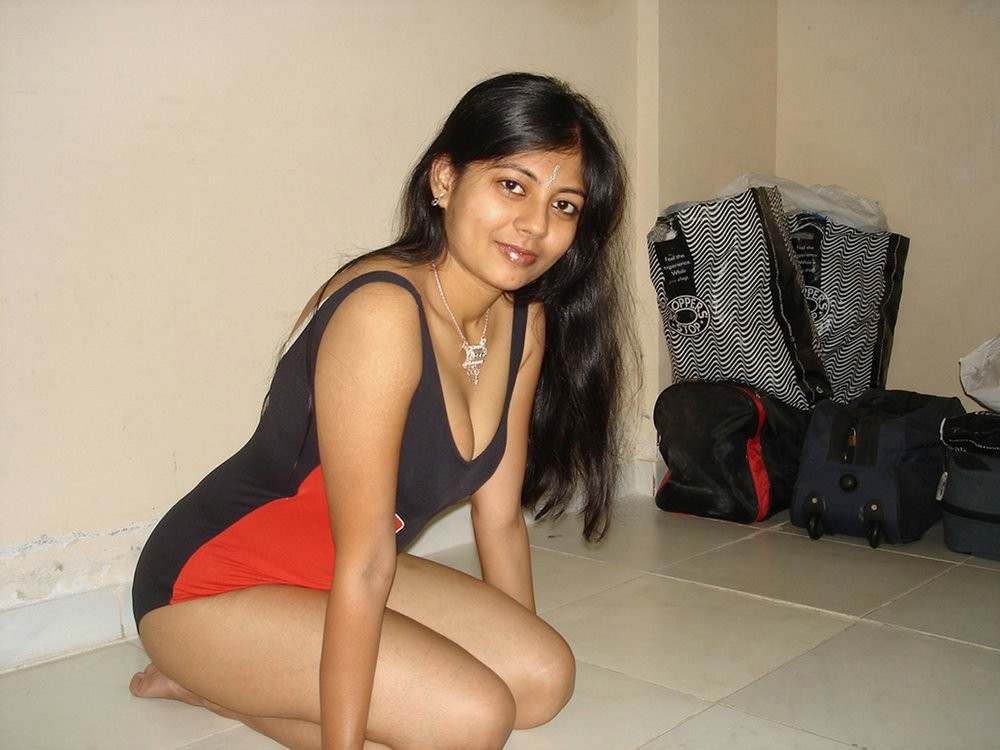 Sexy heiße indische Desi-Mädchen saugen und ficken
 #67624231