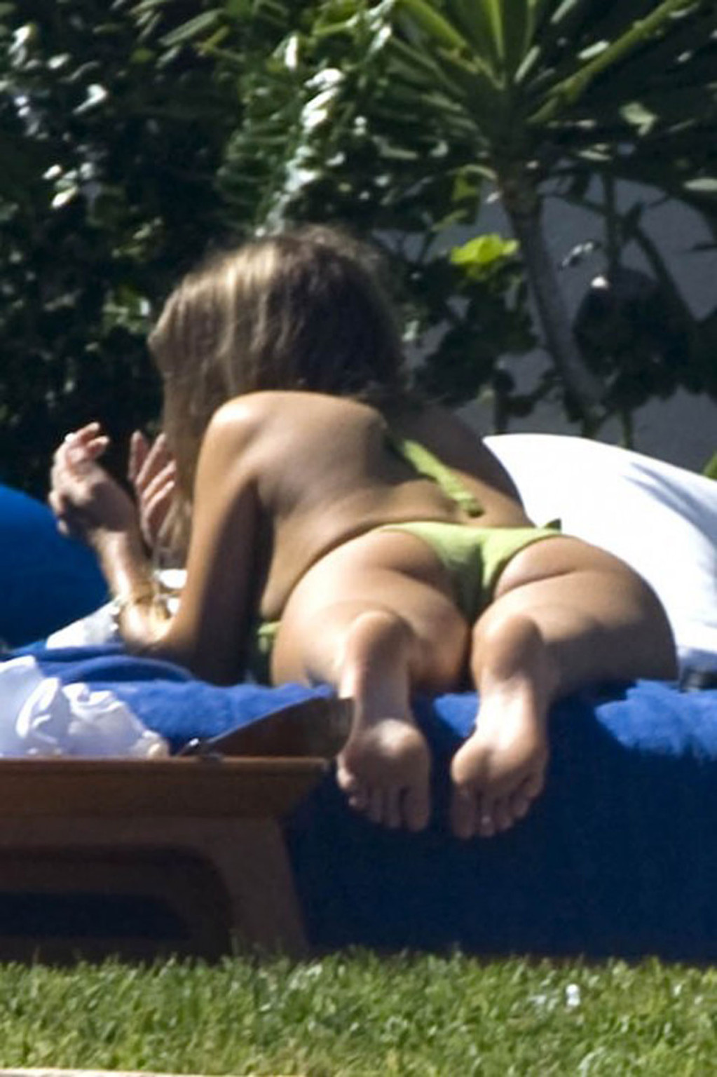 Fergie showing her fantastic ass and body in bikini on beach #75373089